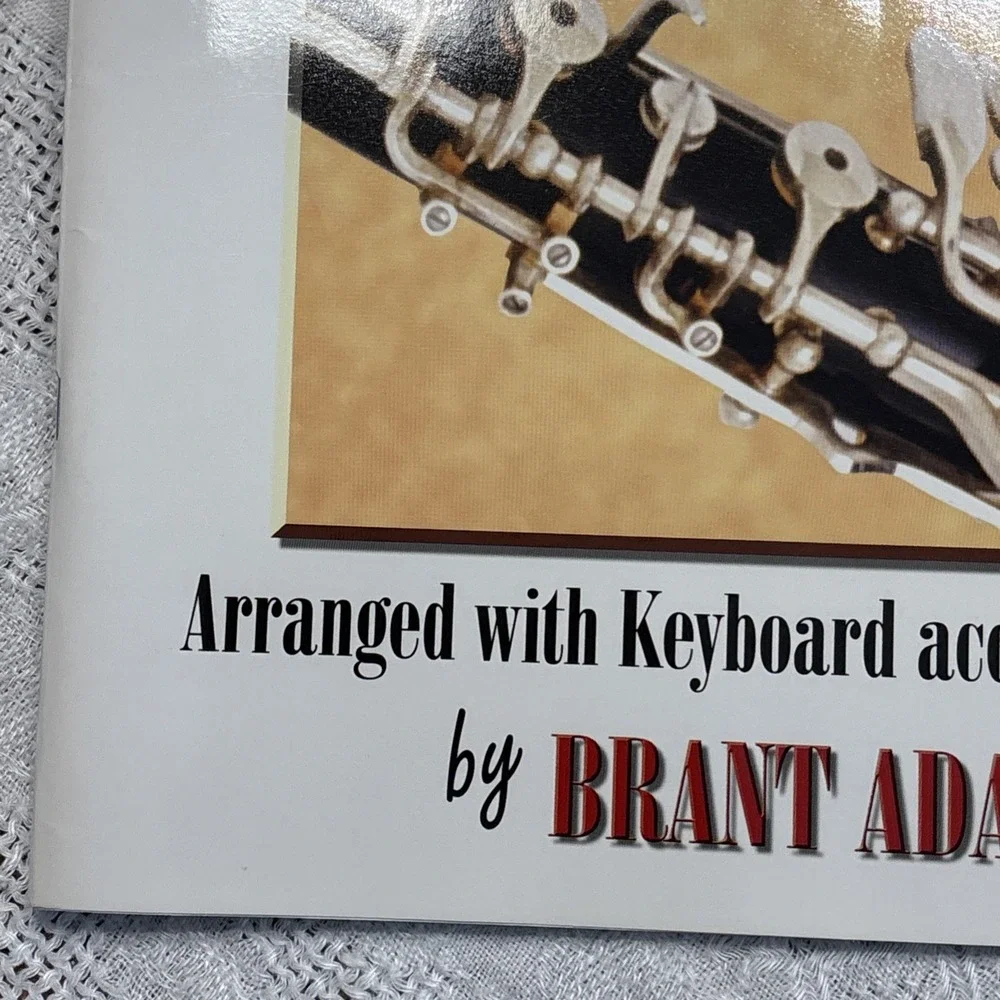 OBOE SOLOS FOR WORSHIP: ARRANGED WITH KEYBOARD By Brant Adams‎